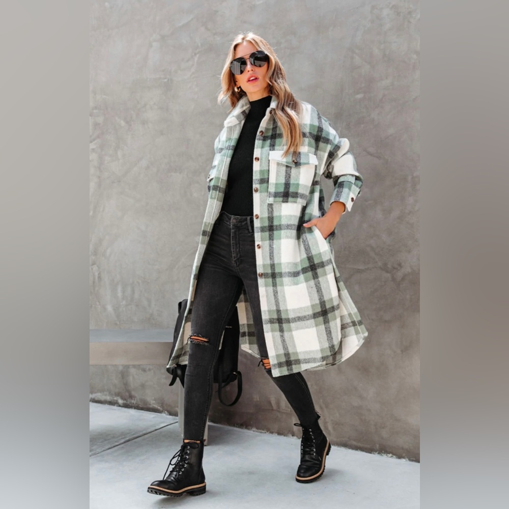MADDOX POCKETED PLAID BUTTON DOWN COAT